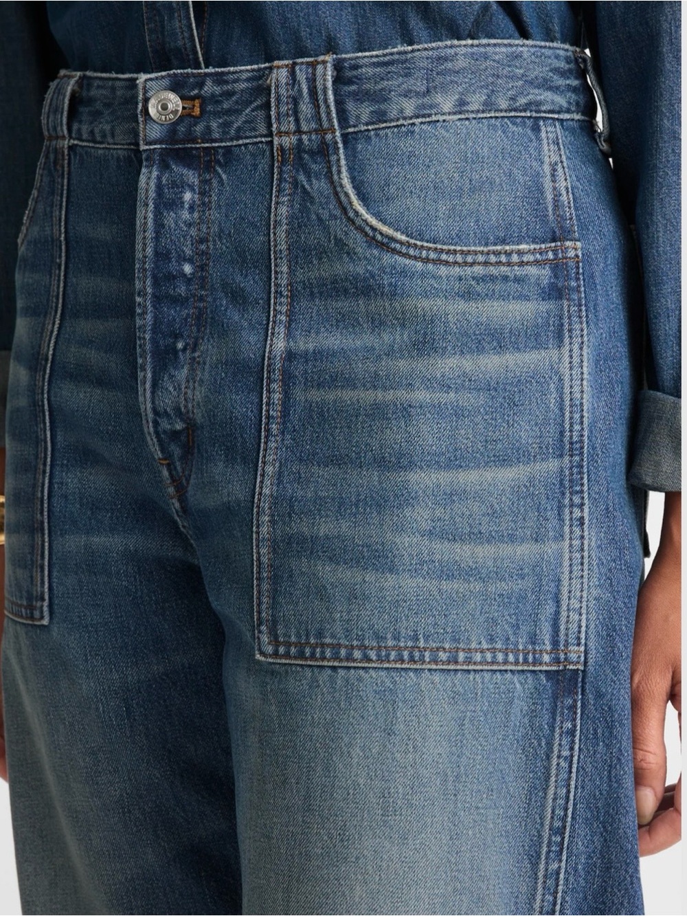 Madewell Curvy Darted Barrel-Leg Jean - Picture 4 of 7